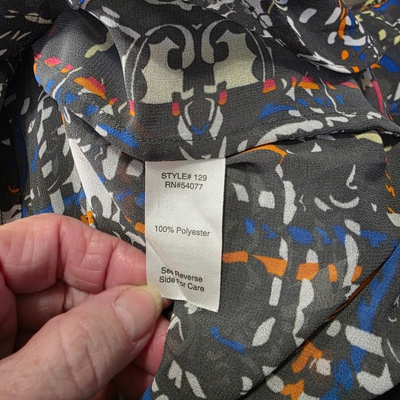 Cabi Womens Shirt Medium M Abstract Print‎ Long Sleeve Button Up Blouse Top - Picture 7 of 8